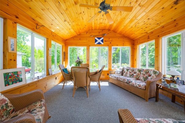 Dining room, Interior, Sun Room, Wooden Ceilings, Wooden Walls