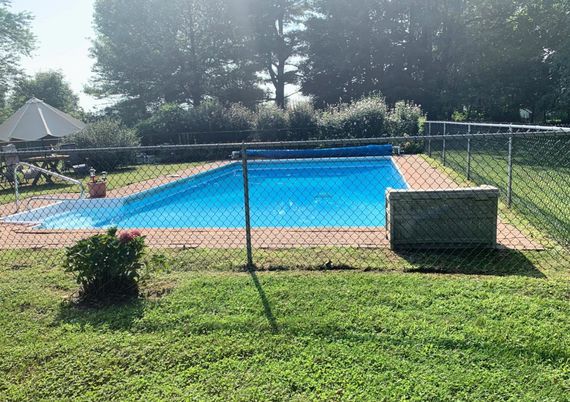 Exterior, Pool