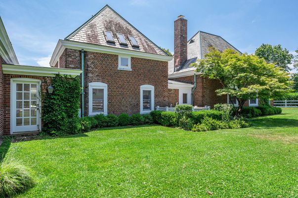 Exterior, Facade, Brick Facade, Brick Traditional