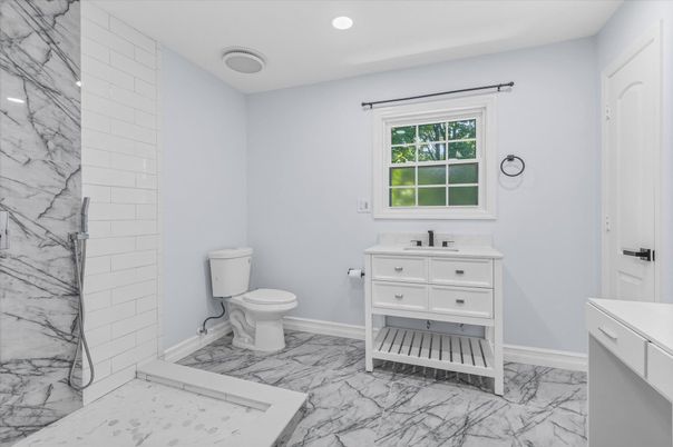 Bathroom, Interior, Marble, Marble Walls, Recessed Lighting