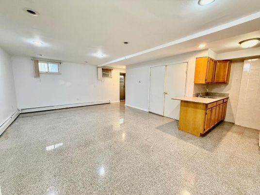 Empty room, Interior, Kitchen, Recessed Lighting