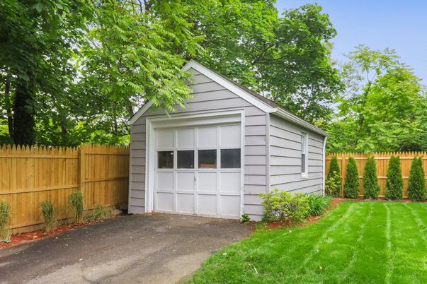 Detached Garage, Exterior