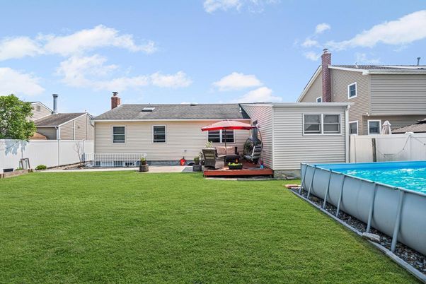 Backyard, Exterior, Pool