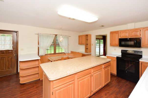 Interior, Kitchen, Pendant Lights, Wood Texture Flooring