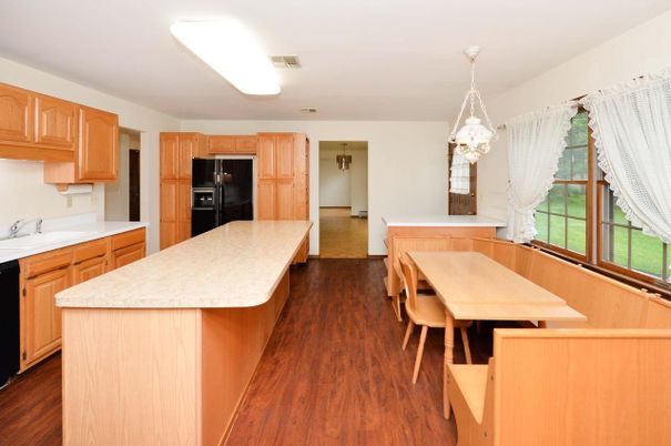 Dining room, Interior, Kitchen, Pendant Lights, Wood Texture Flooring