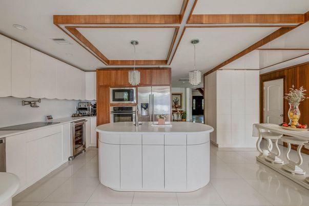 Chandelier, Interior, Kitchen, Recessed Lighting, Stainless Steel Appliances