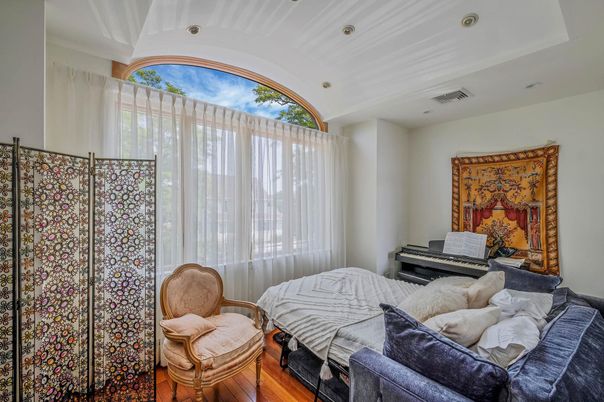Bedroom, Interior, Piano, Recessed Lighting, Wood Texture Flooring