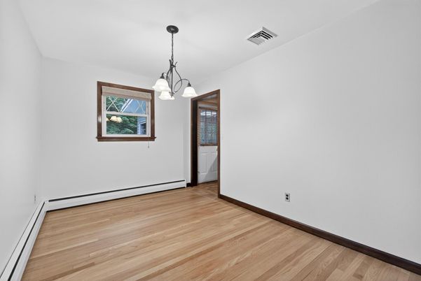 Chandelier, Empty room, Interior, Pendant Lights, Wood Texture Flooring