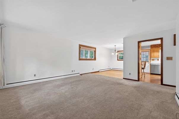 Empty room, Interior, Pendant Lights, Wood Texture Flooring