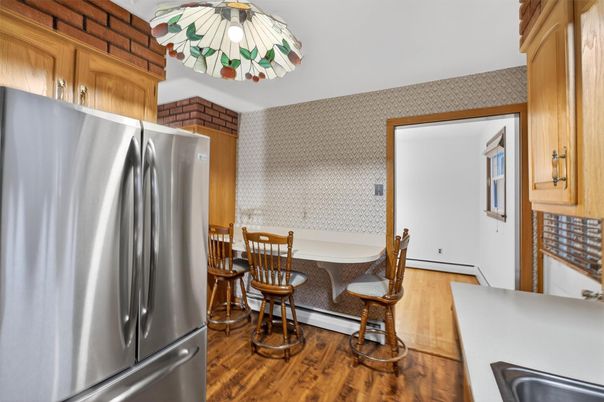 Dining room, Interior, Kitchen, Stainless Steel Appliances, Wood Texture Flooring