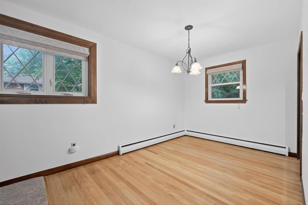 Empty room, Interior, Pendant Lights, Wood Texture Flooring