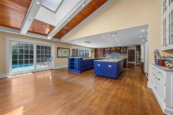 Interior, Kitchen, Recessed Lighting, Wooden Ceilings, Wood Texture Flooring