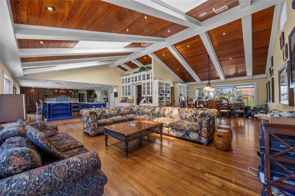 Dining room, Interior, Living room, Pendant Lights, Recessed Lighting, Wooden Ceilings, Wood Texture Flooring