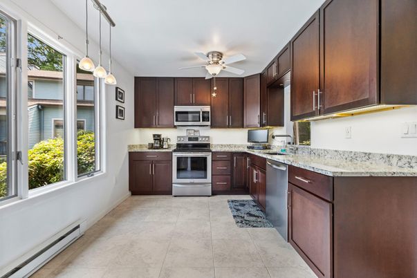 Interior, Kitchen, Pendant Lights, Stainless Steel Appliances