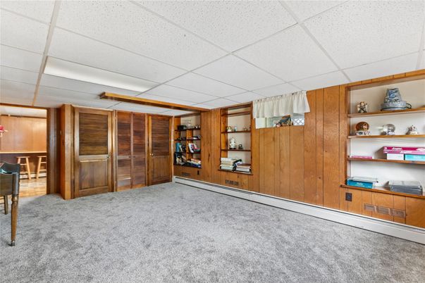 Empty room, Interior, Wooden Walls
