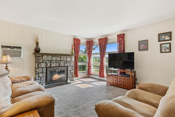 Fireplace, Interior, Living room