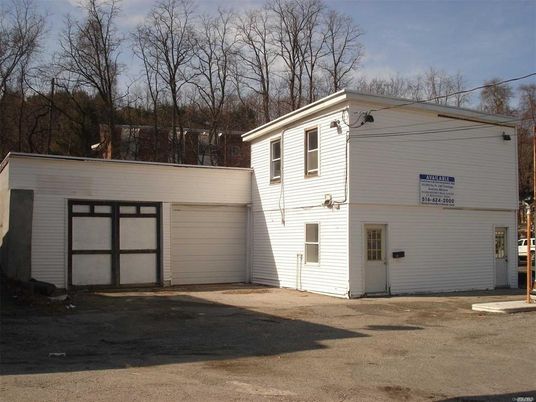 Detached Garage, Exterior