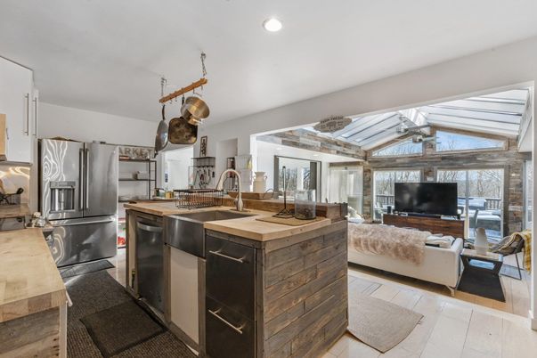 Interior, Kitchen, Living room, Recessed Lighting, Wood Texture Flooring