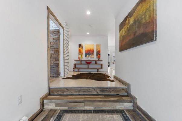 Interior, Recessed Lighting