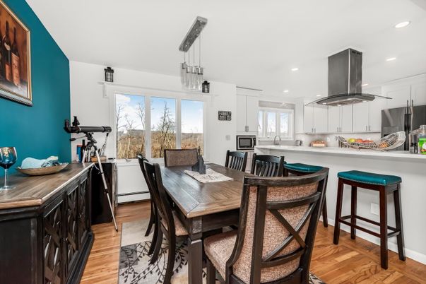 Dining room, Interior, Kitchen, Pendant Lights, Recessed Lighting, Wood Texture Flooring