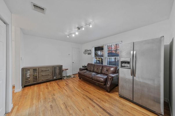 Interior, Stainless Steel Appliances, Wood Texture Flooring
