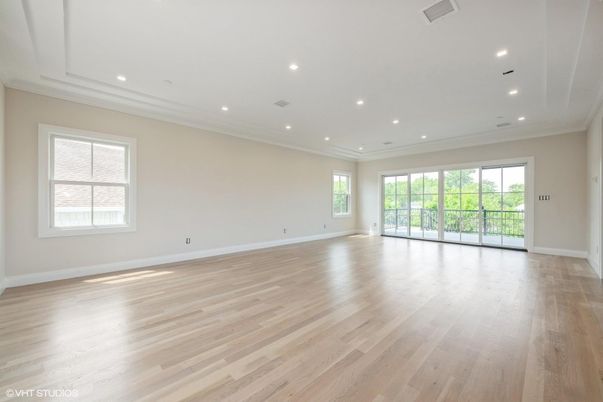 Empty room, Interior, Recessed Lighting, Wood Texture Flooring