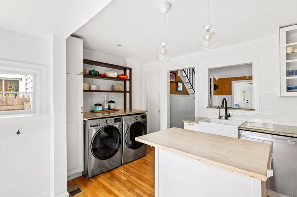 Interior, Pendant Lights, Washer, Wood Texture Flooring