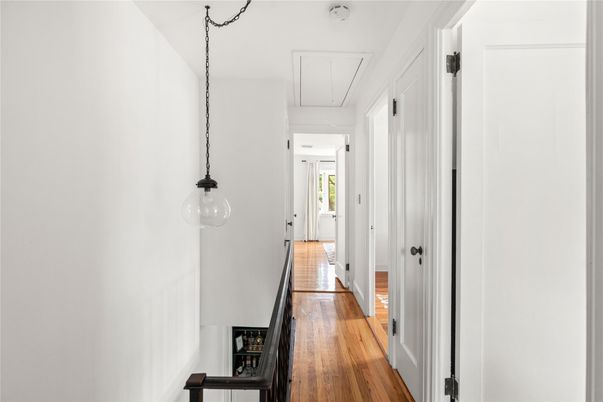 Interior, Pendant Lights, Wood Texture Flooring