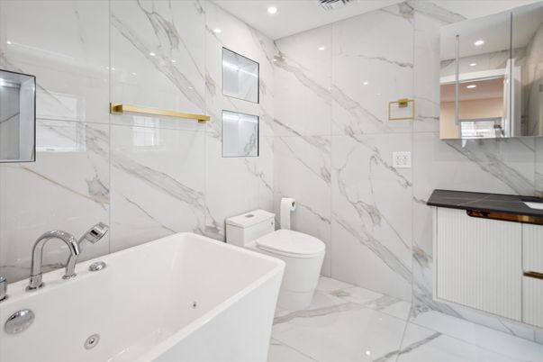 Bathroom, Free Standing Baths, Interior, Marble, Marble Walls, Recessed Lighting