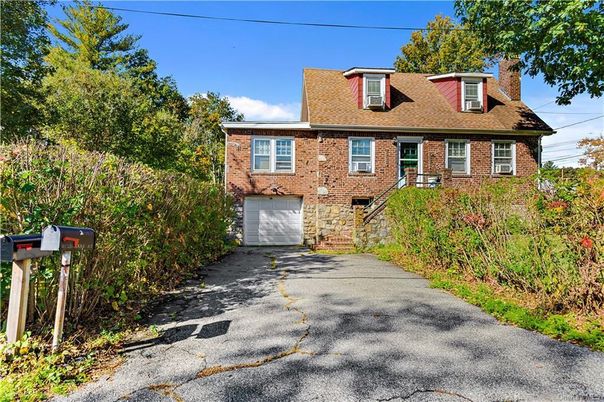 Attached, Exterior, Facade, Brick Facade, Cape Cod