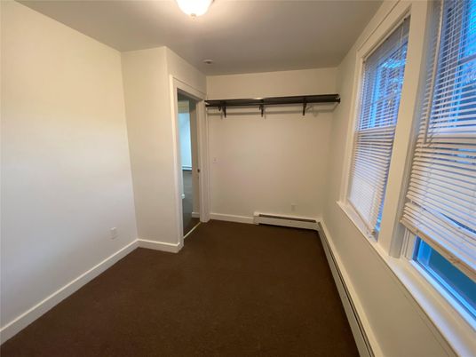 Empty room, Interior, Walk-in Closets