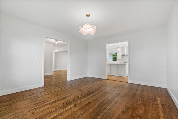 Empty room, Interior, Pendant Lights, Wood Texture Flooring