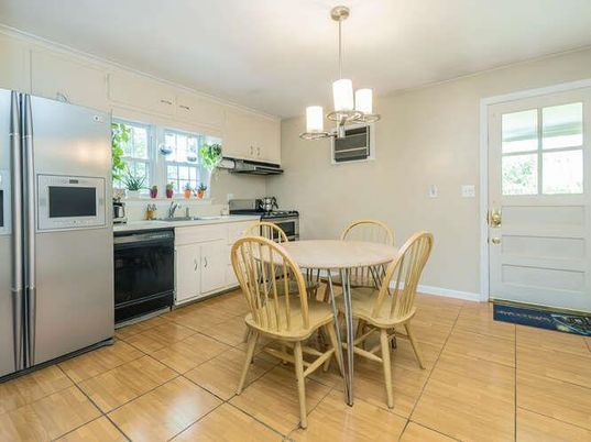 Dining room, Interior, Kitchen, Pendant Lights