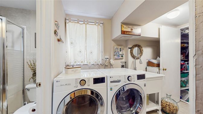 Interior, Utility Closets, Washer
