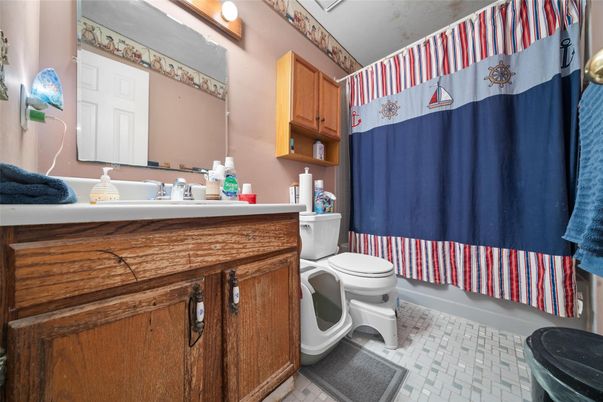 Bathroom, Interior