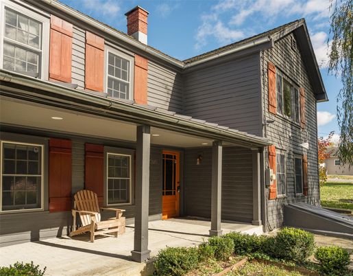 Exterior, Facade, None