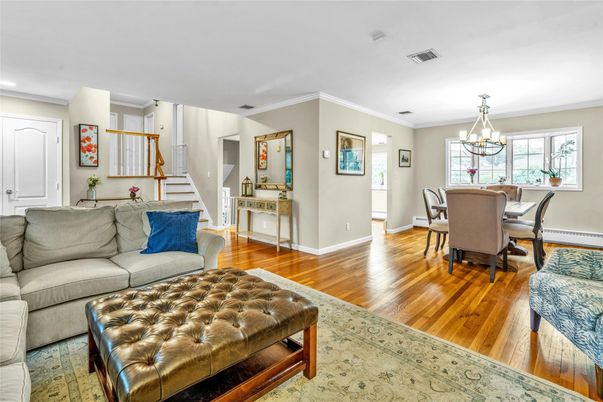 Chandelier, Dining room, Interior, Living room, Recessed Lighting, Wood Texture Flooring