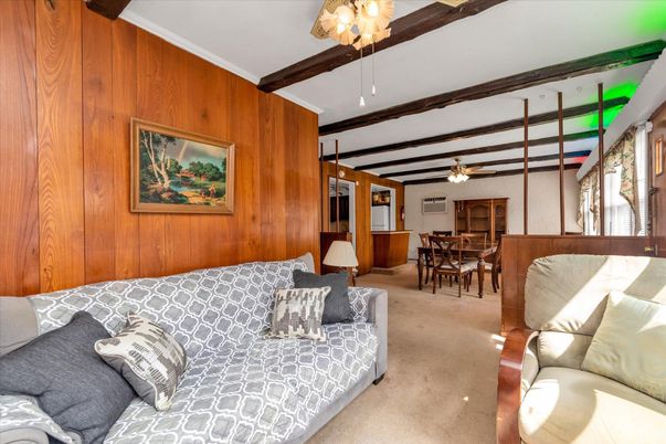 Dining room, Interior, Living room, Wooden Beams, Wooden Walls
