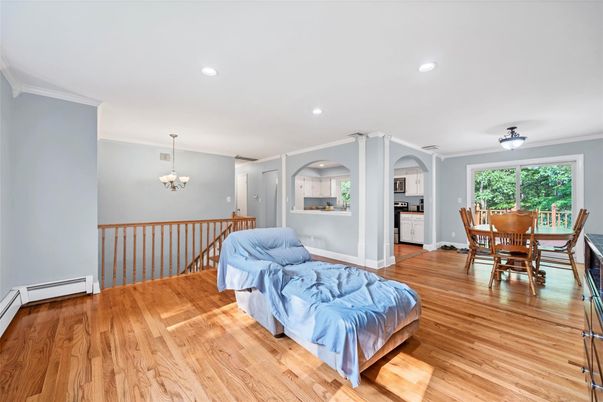 Chandelier, Dining room, Interior, Recessed Lighting, Wood Texture Flooring