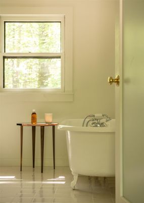 Bathroom, Free Standing Baths, Interior