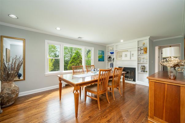 Dining room, Fireplace, Interior, Recessed Lighting, Wood Texture Flooring