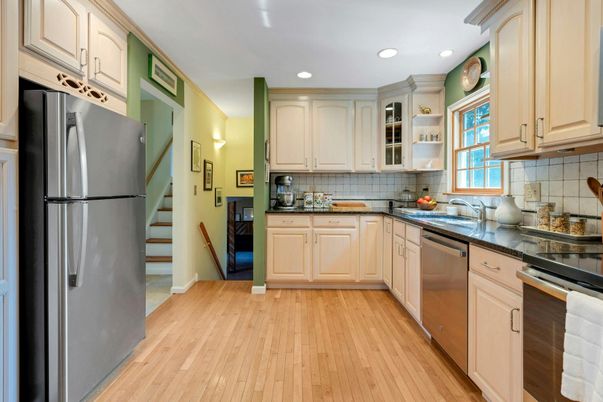 Interior, Kitchen, Recessed Lighting, Wood Texture Flooring