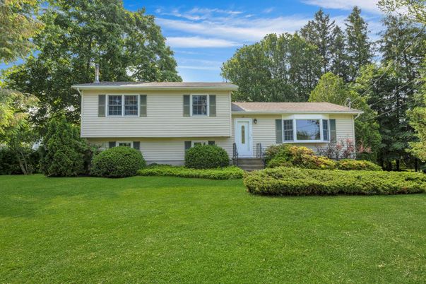Attached, Backyard, Exterior, Facade, Split Level