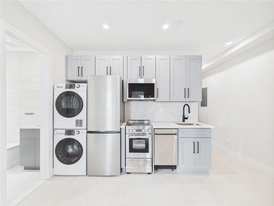 Interior, Kitchen, Recessed Lighting, Utility Closets, Washer