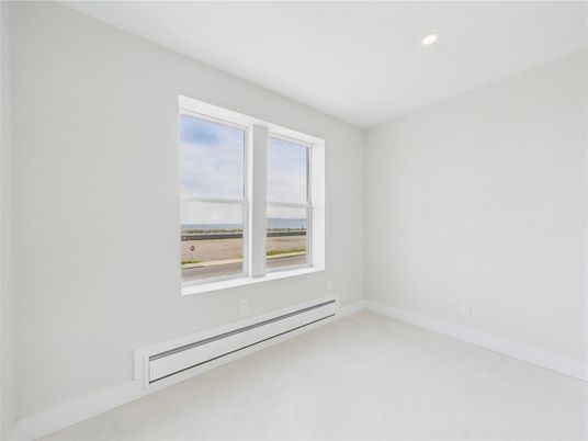 Empty room, Interior, Recessed Lighting, Water