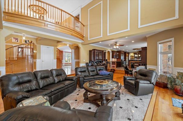 Dining room, Interior, Kitchen, Living room, Recessed Lighting, Wood Texture Flooring