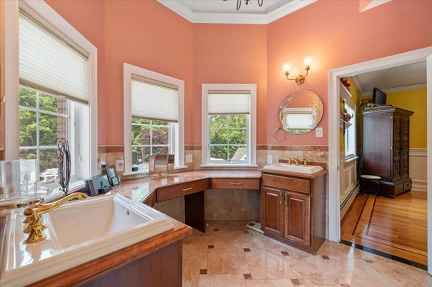 Bathroom, Dual Sink Vanities, Interior, Wood Texture Flooring