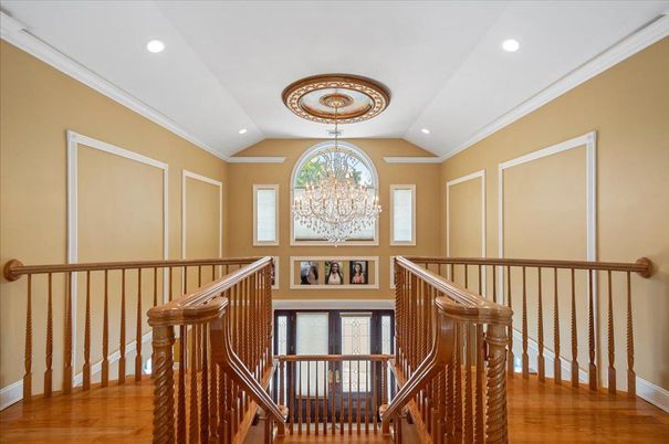 Chandelier, Interior, Recessed Lighting, Wood Texture Flooring
