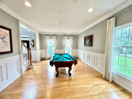 Billiard Table, Game Room, Interior, Recessed Lighting, Wood Texture Flooring