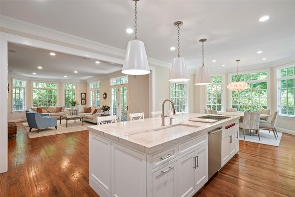 Dining room, Interior, Kitchen, Living room, Pendant Lights, Recessed Lighting, Stainless Steel Appliances, Wood Texture Flooring